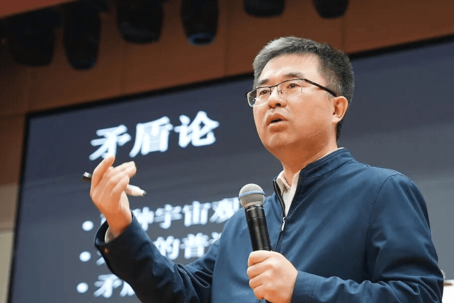 汲取毛泽东思想精髓，赋能文旅康养新篇章